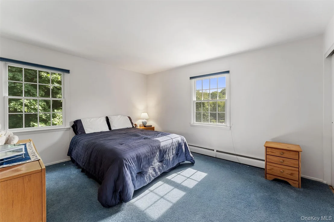 Photo of 12 Lyons Road