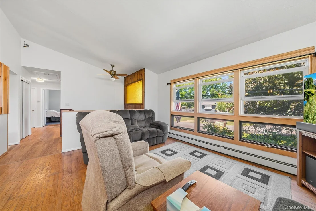 Photo of 24 Dennis Drive