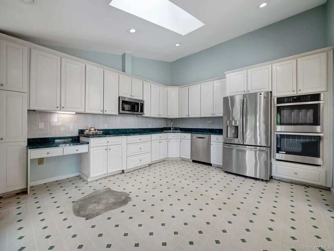 Photo of 111 Sycamore Drive