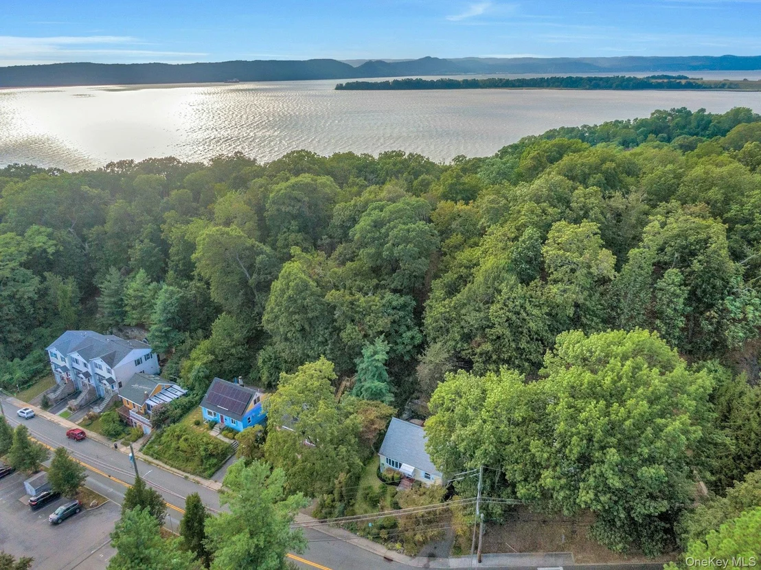 Photo of 61 Snowden Avenue