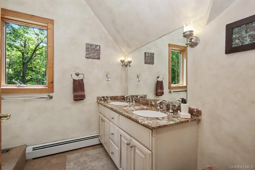 Photo of 33 Cimarron Road