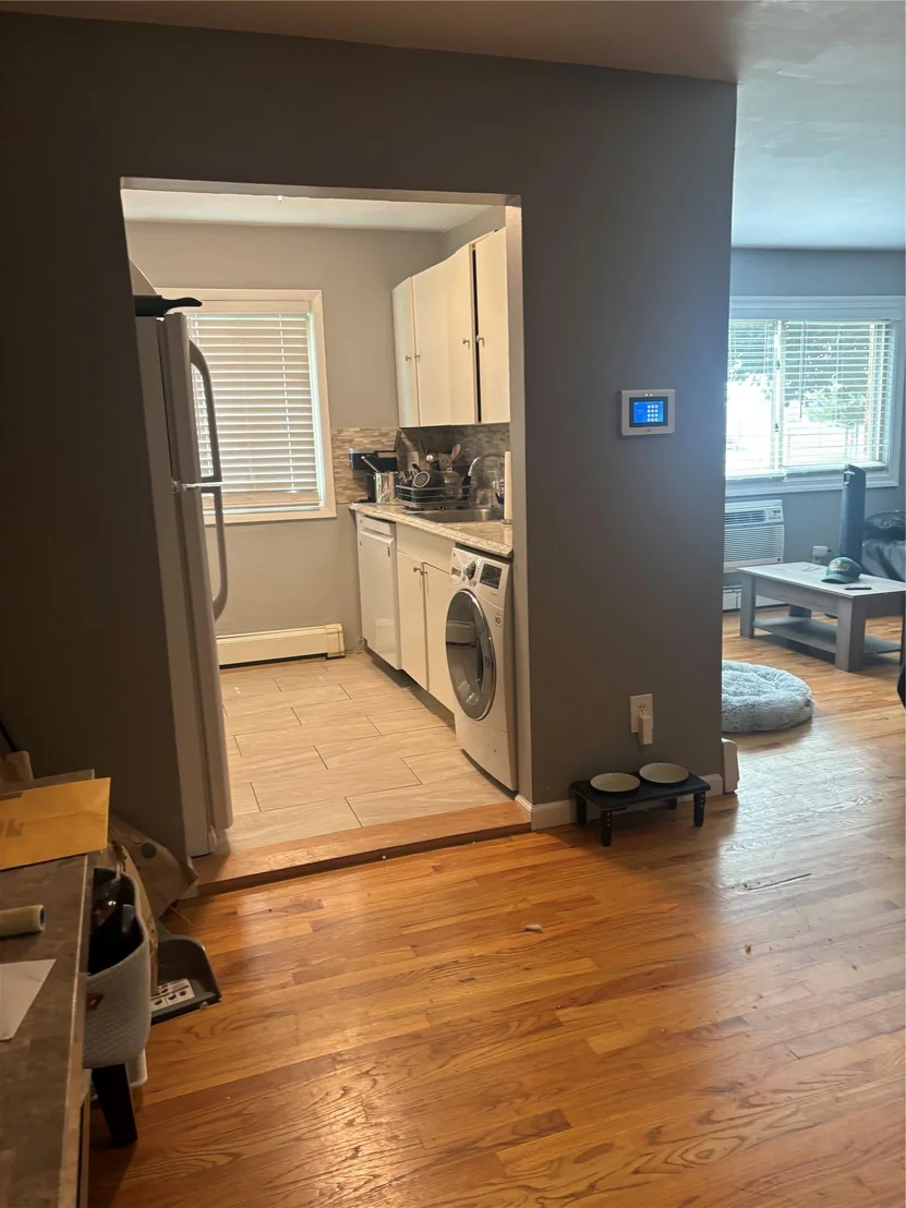 Photo of Unit 1A at 2439 Union Boulevard