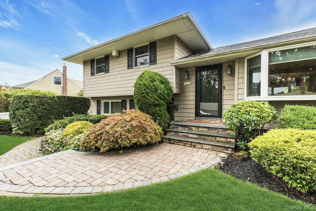 Photo of 12 Whitebirch Lane