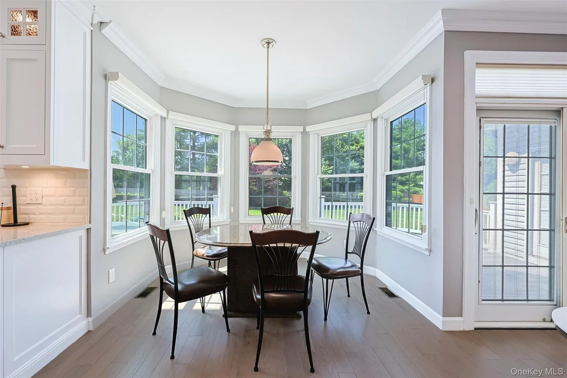 Photo of 8 Parkview Drive
