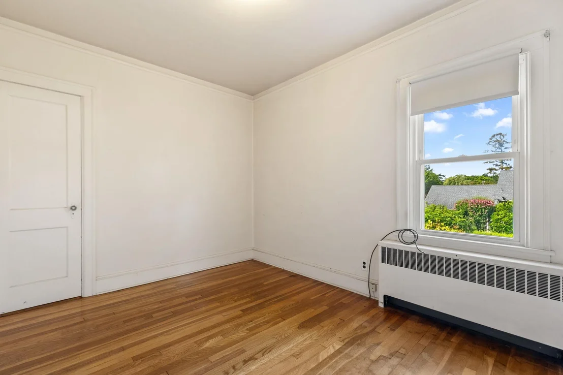 Photo of 98 Westlake Drive
