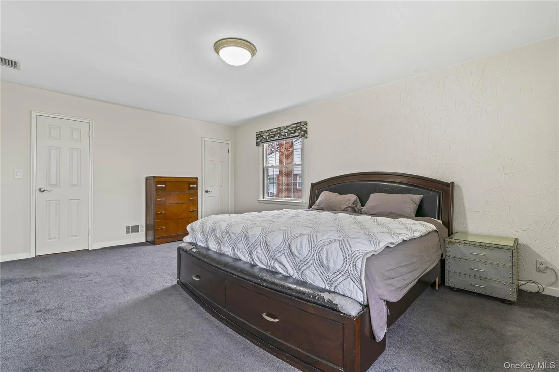 Photo of 148 Lefferts Road