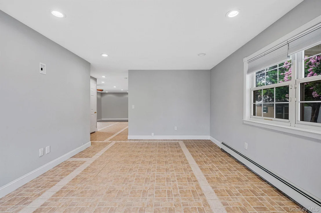 Photo of 750 Hancock Place