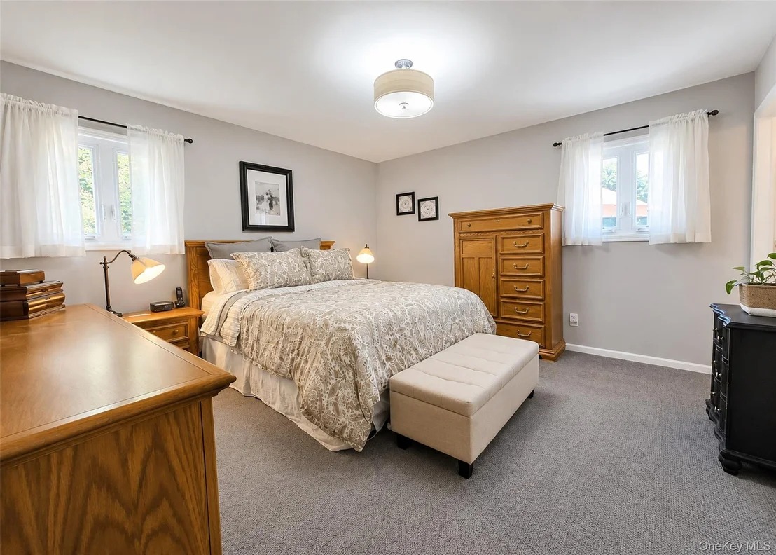 Photo of 8 Starlight Drive
