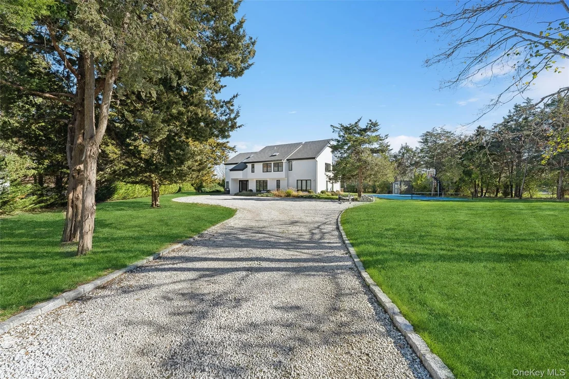 Photo of 32 Tanners Neck Lane