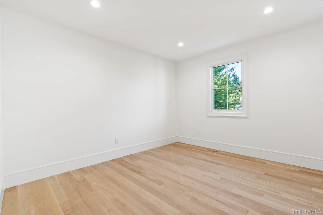Photo of 19 Highland Park Place