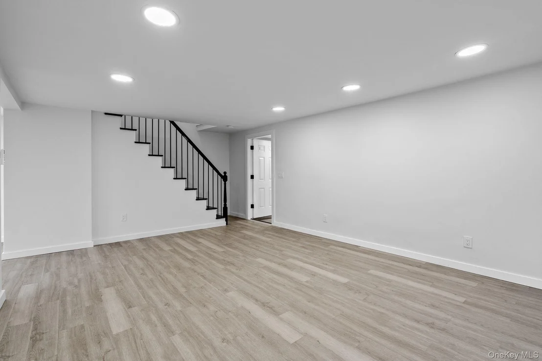 Photo of 43 Highland Lake Road