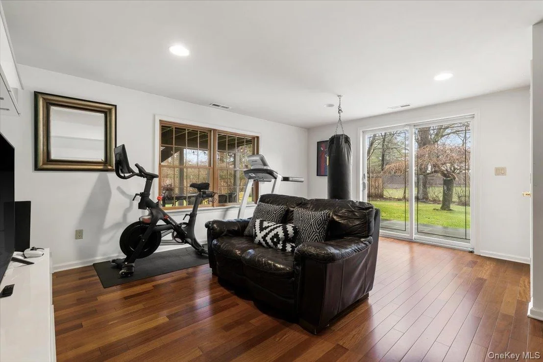 Photo of 14 Edgemont Circle