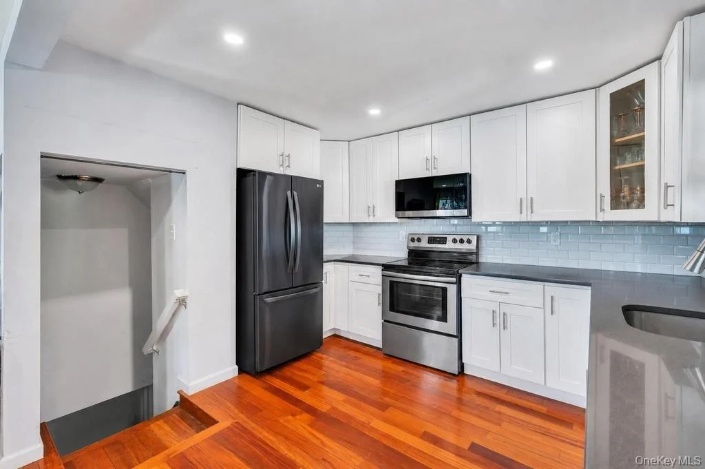 Photo of 573 Miller Avenue