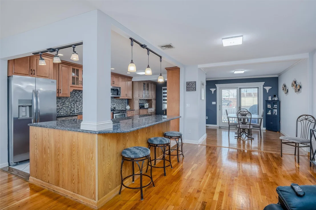 Photo of 3423 Westminster Road