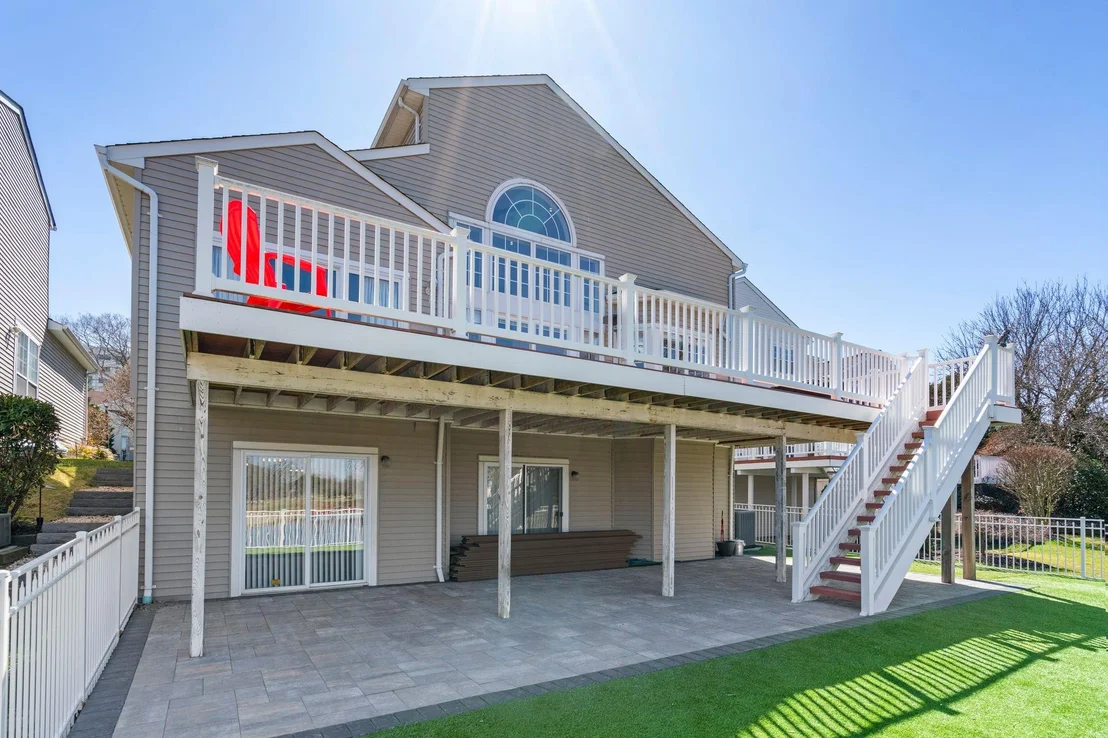 Photo of 9 Hamlet Drive