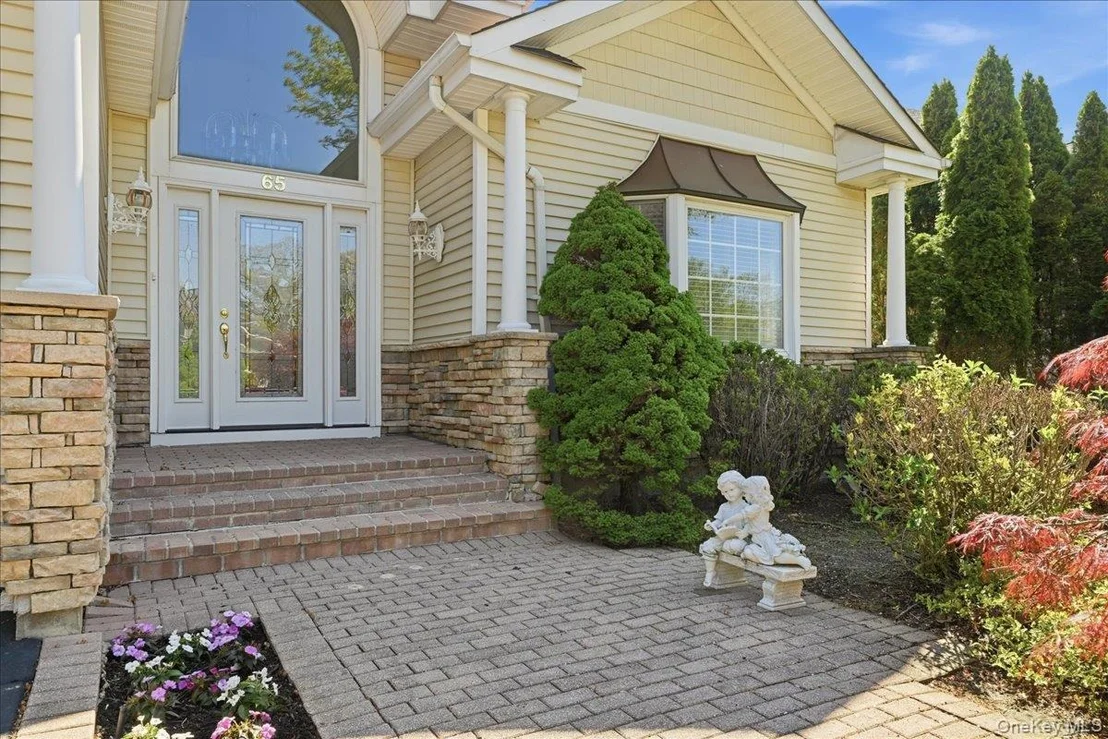 Photo of 65 Redan Drive