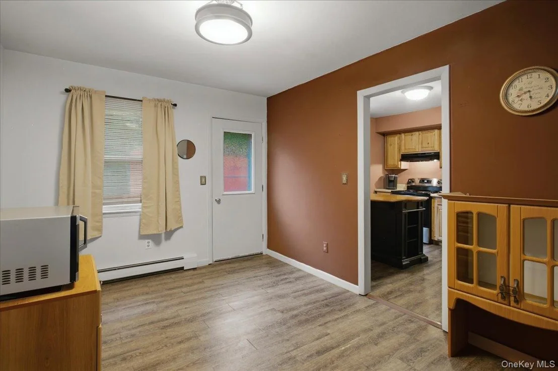 Photo of 184 Fulton Street