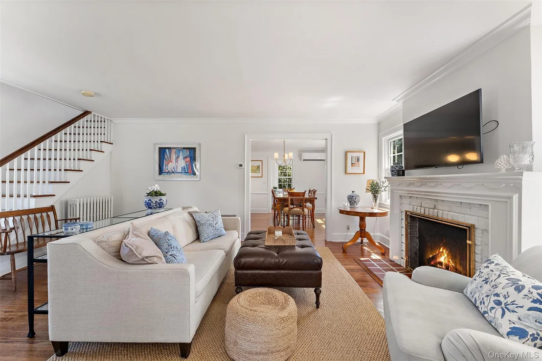 Photo of 25 Pinebrook Road