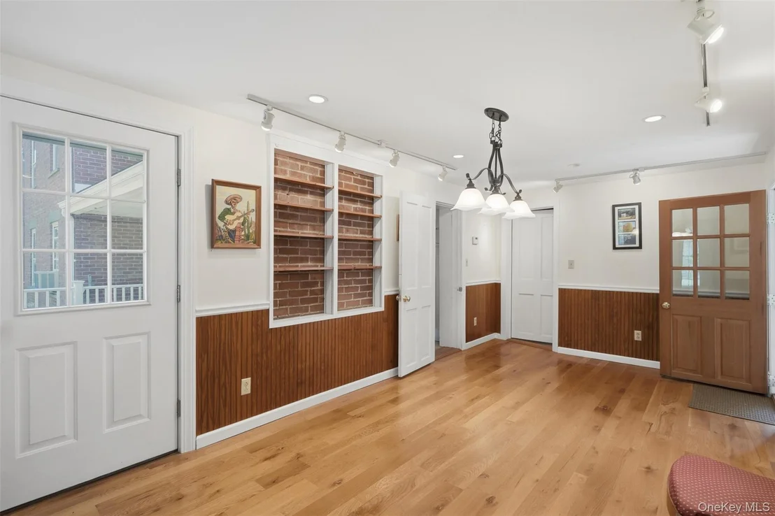 Photo of 118 Ridge Drive