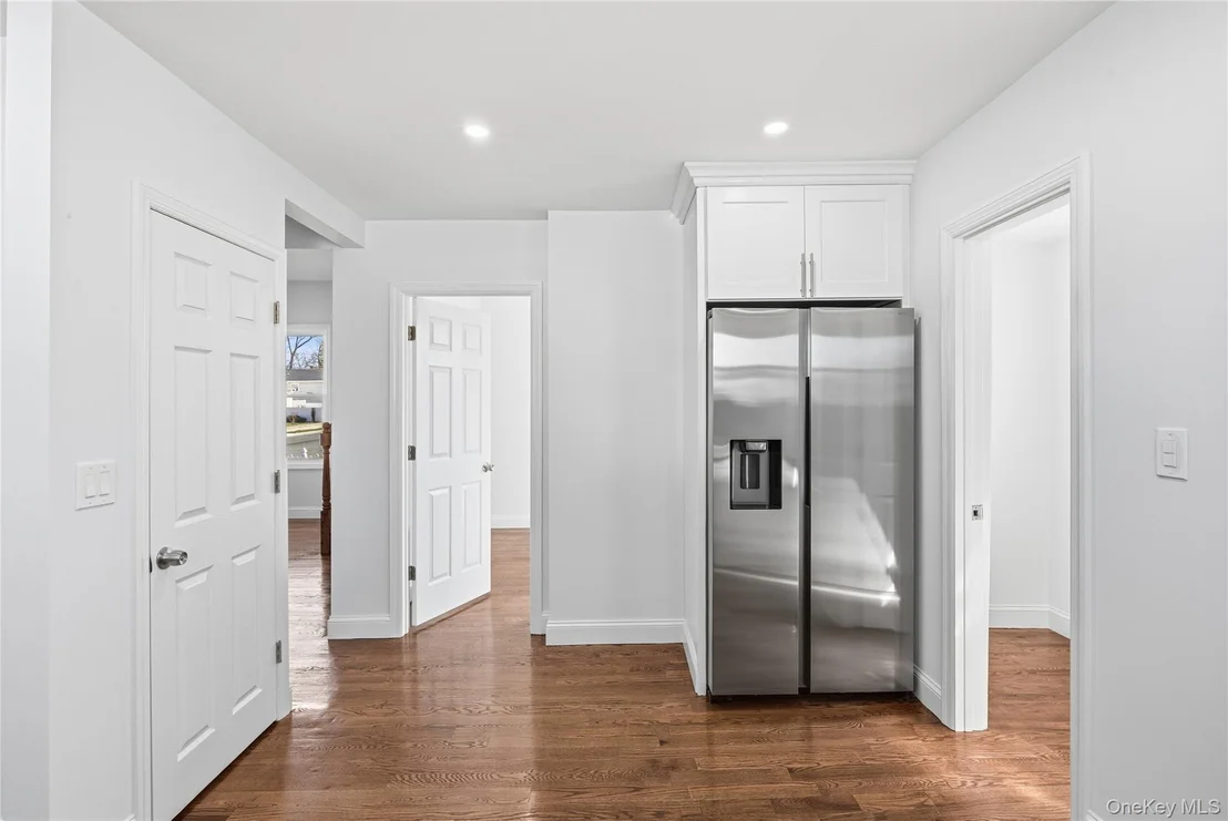 Photo of 22 Colonial Avenue