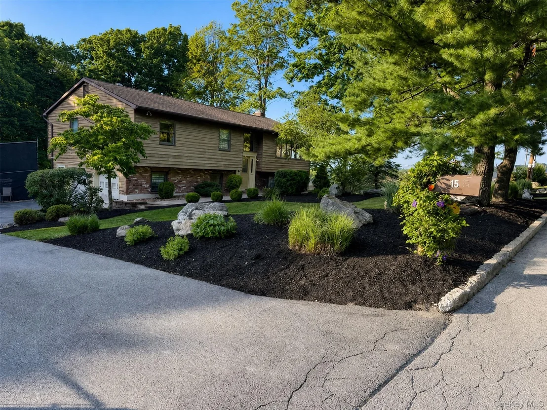 Photo of 15 Arlington Drive