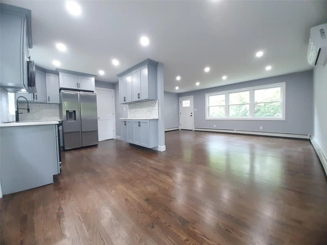 Photo of 495 Stanton Terrace