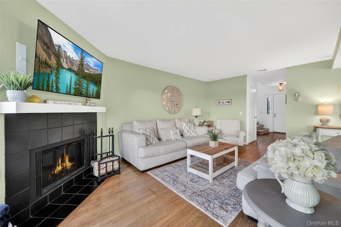 Photo of 1501 Eagle Bay Drive
