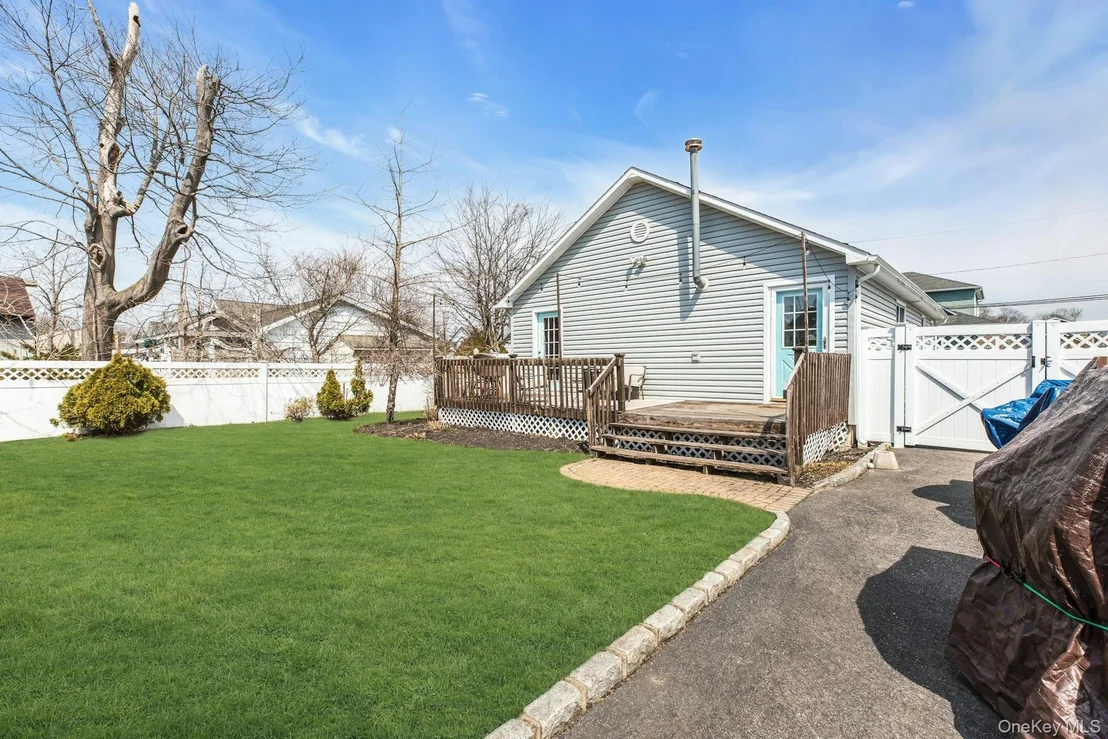 Photo of 39 Ocean Avenue