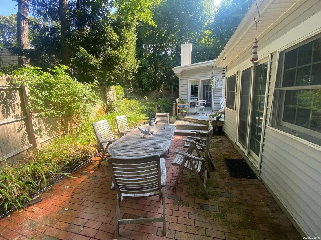 Photo of 12 Stony Road
