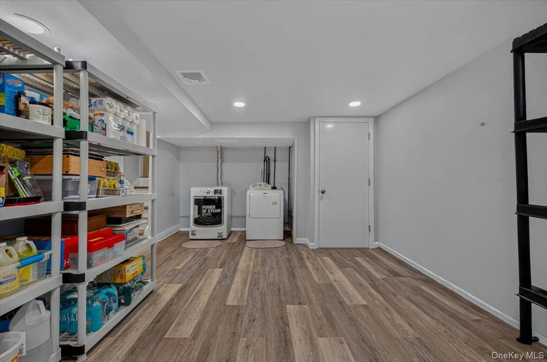 Photo of 98 Florida Avenue
