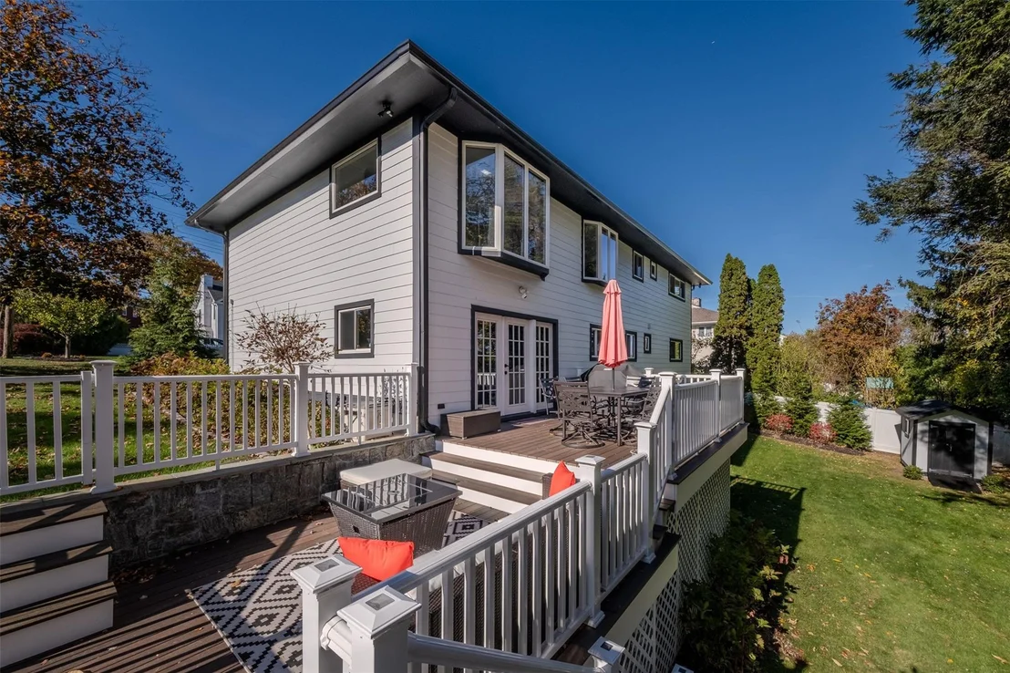 Photo of 6 Hubbard Circle