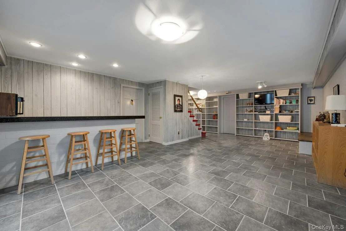 Photo of 48 Highland Circle