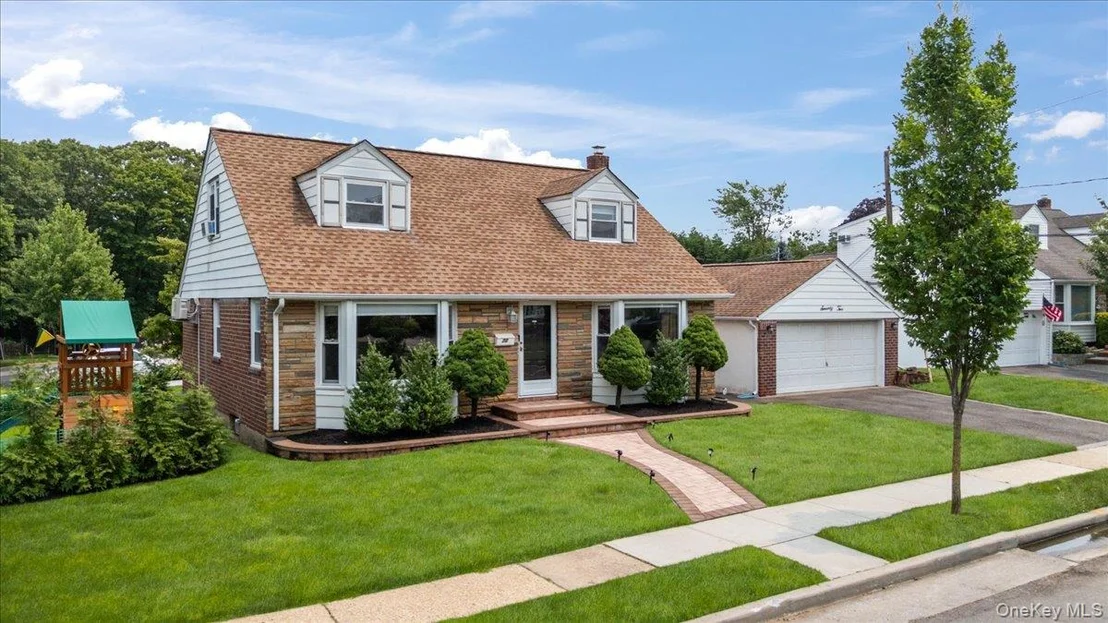 Photo of 72 Pembrook Drive