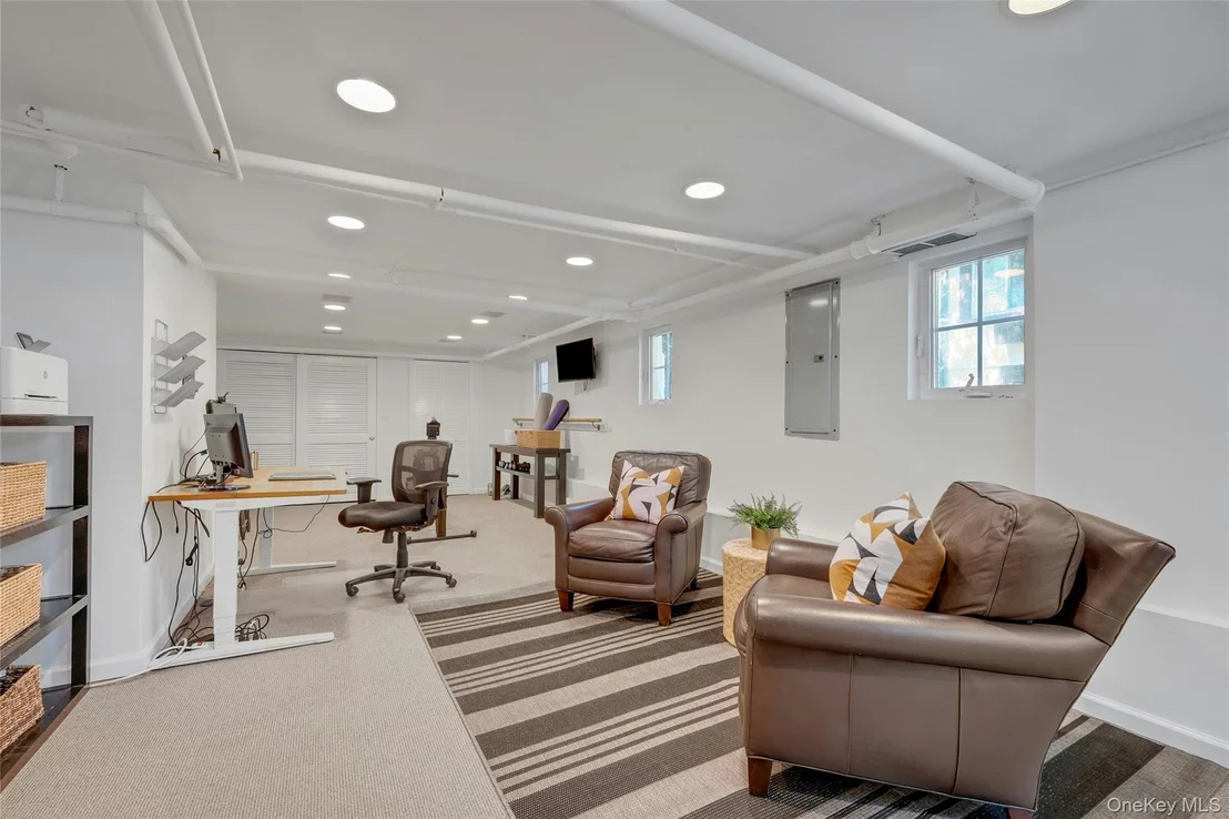 Photo of 5 Witherbee Avenue
