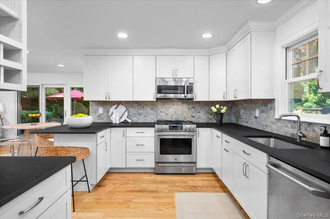 Photo of 127 Harmon Avenue