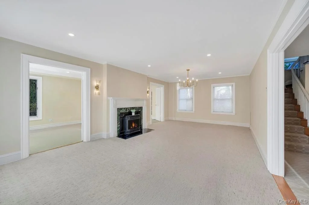 Photo of 9 Sycamore Drive