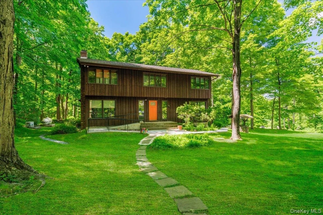 Photo of 111 Philipse Brook Road