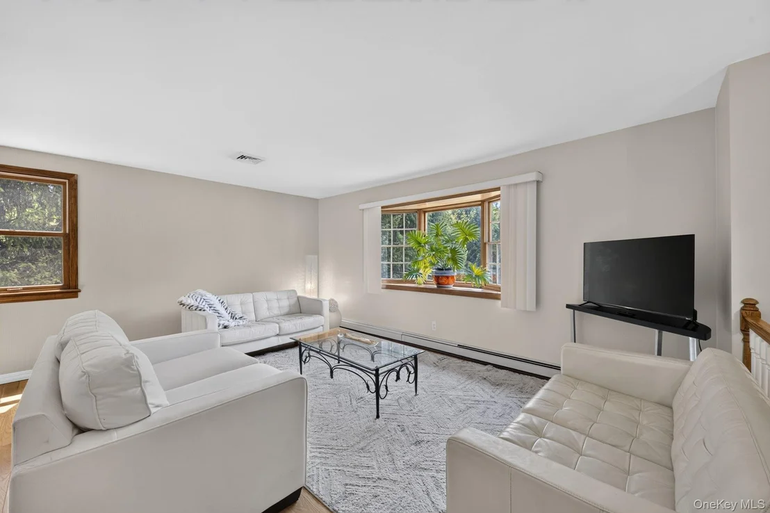 Photo of 9 Pleasant Lane