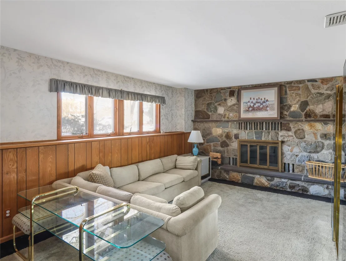 Photo of 178 Violet Drive