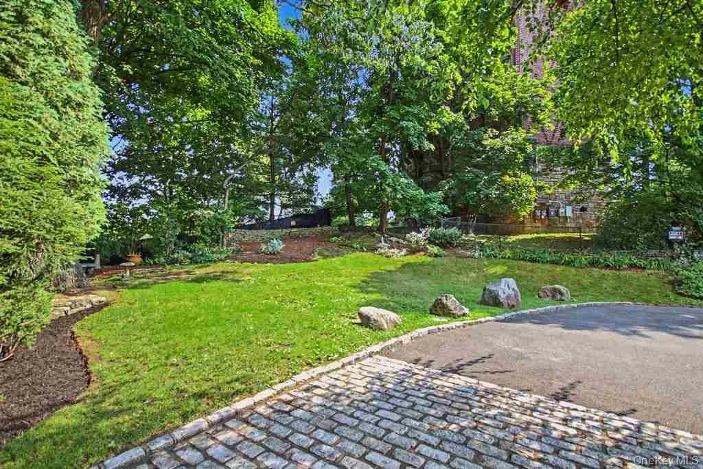 Photo of 73 Clinton Avenue
