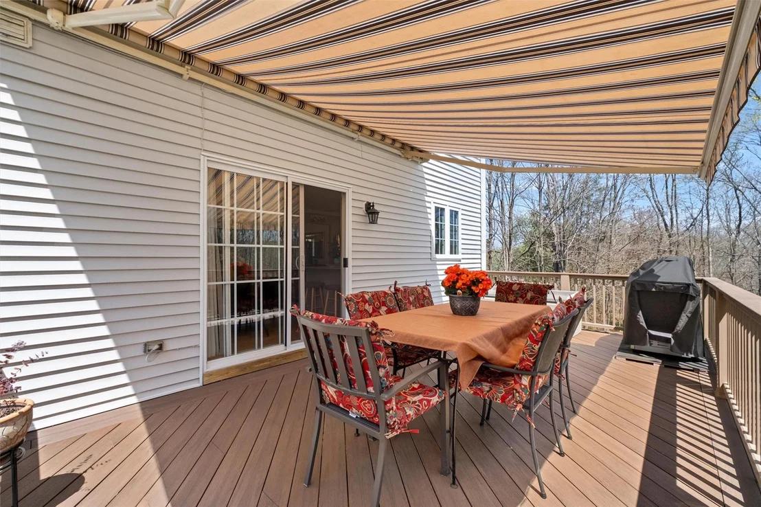 Photo of 462 Cornwall Hill Road