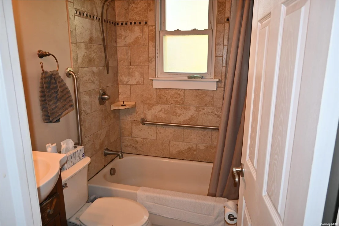 Photo of 486 Old North Ocean Avenue