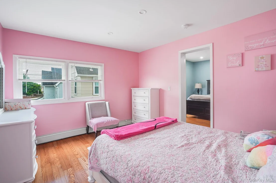 Photo of 609 Washington Street