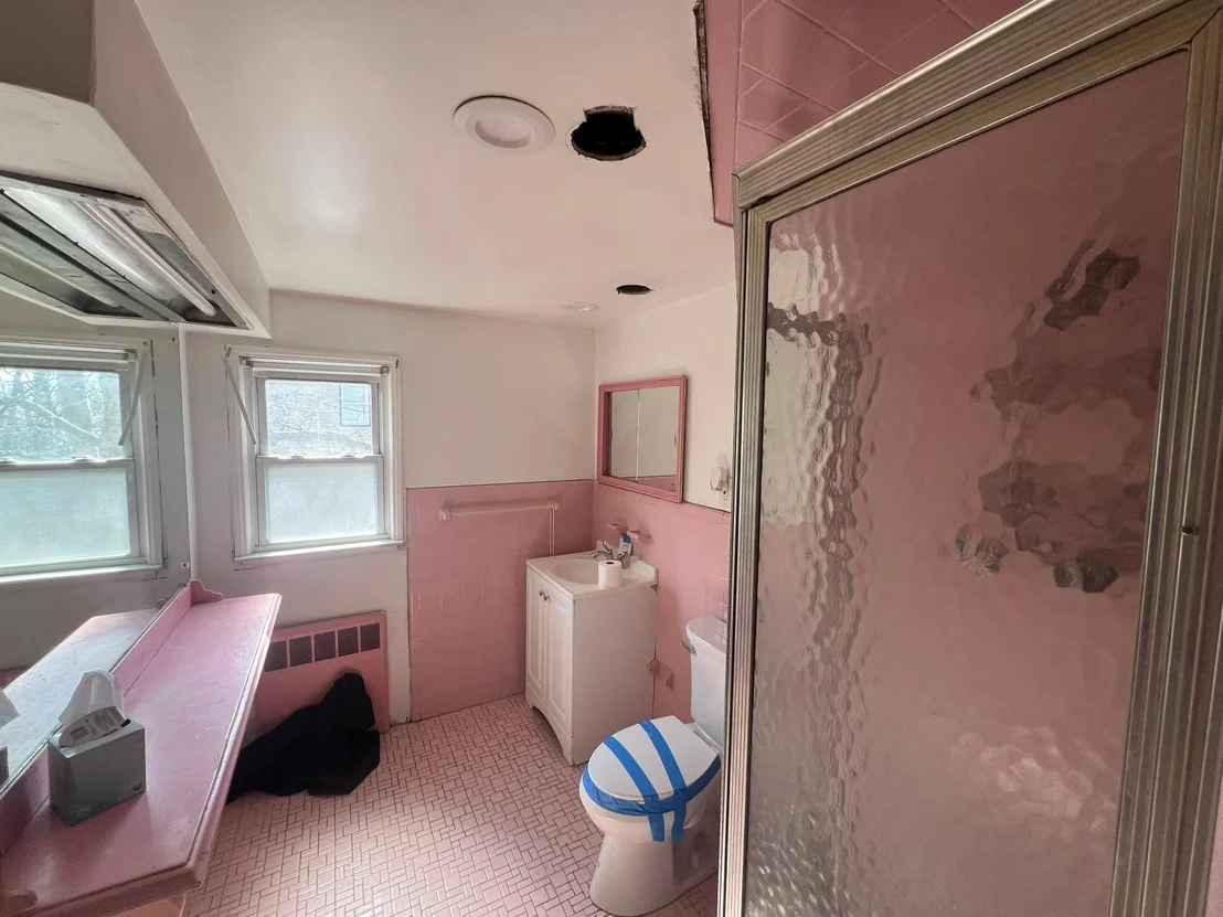 Photo of 827 Catalpa Drive