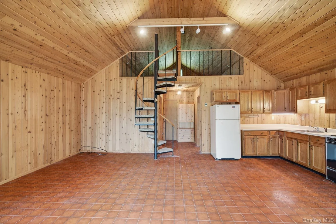 Photo of 174 Gary Place