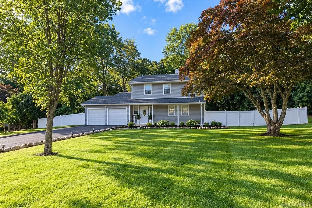 Photo of 102 Patchogue Drive