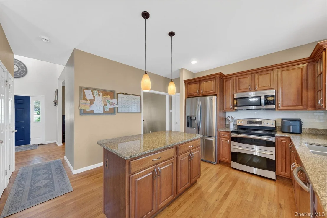 Photo of 72 Brookside Lane