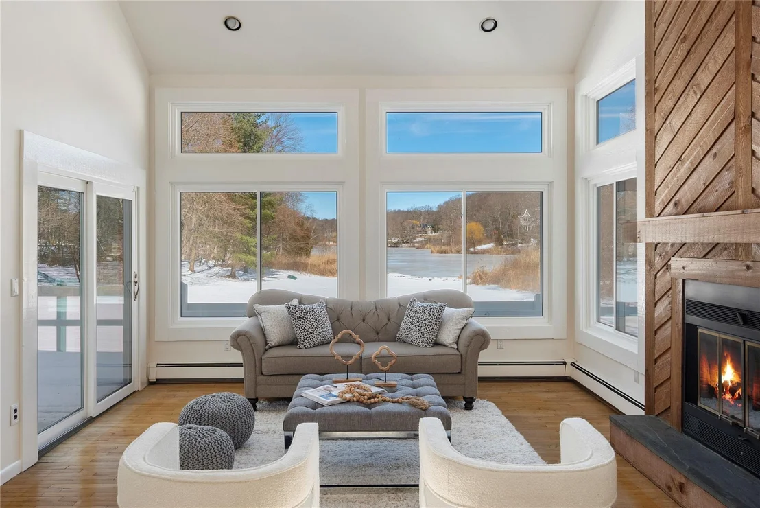 Photo of 2 Hunter Drive