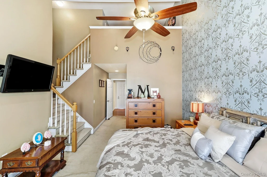 Photo of 1604 Pondview Loop