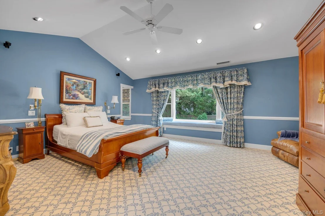Photo of 8 Briarfield Drive